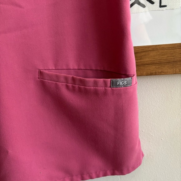 Figs‎ Casma Scrub Top - Picture 3 of 6